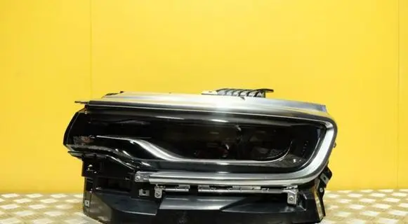 Jeep Wagoneer Headlight/headlamp 68590079AC 2661