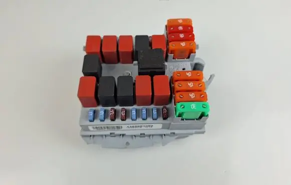 Fiat Ducato Fuse module 1388601080
