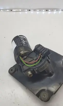 Mitsubishi Carisma Wiper motor 0390241114