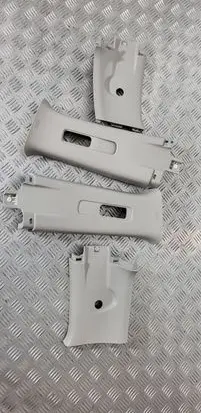 Mitsubishi L200 (B) pillar trim (bottom)
