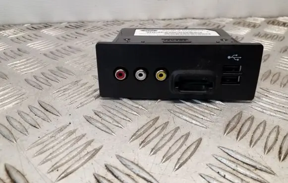 Ford Mondeo MK V USB socket connector BT4T14F014AE