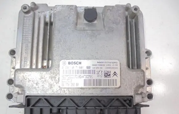 Peugeot 206+ Engine control unit/module ECU 9677039280