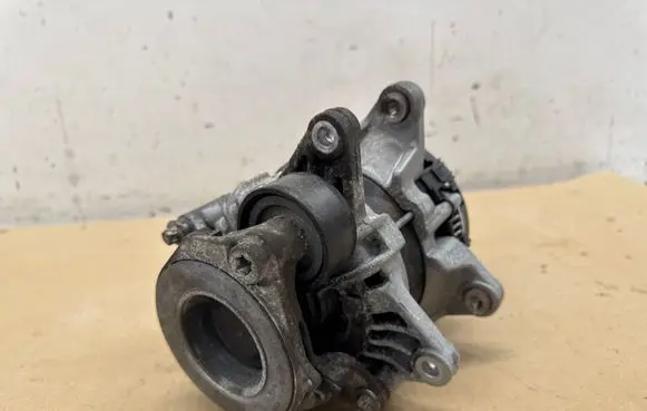 Mercedes-Benz A W177 Generator/alternator A0009062209