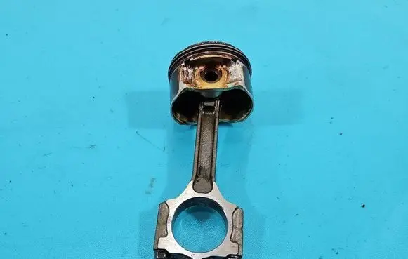 Nissan Juke I F15 Piston IMPRK1484627