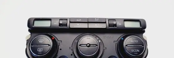 Volkswagen Golf V Climate control unit 74641421 16120451