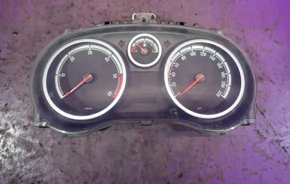 Opel Corsa D Speedometer (instrument cluster) 