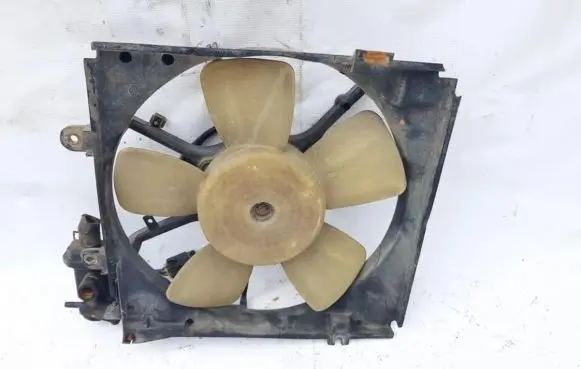 Mazda Xedos 6 Radiator cooling fan shroud 1227500121