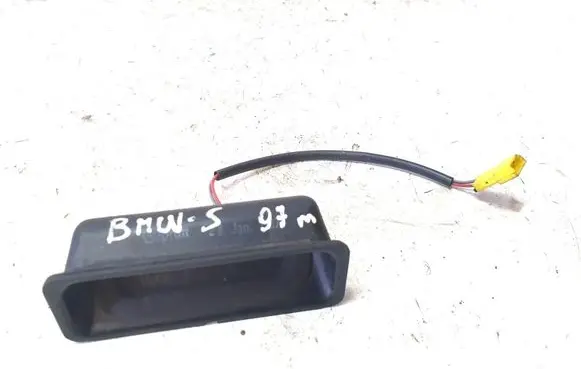 BMW 5 E39 Tailgate opening switch 8168035