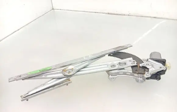 Nissan Note (E12) Front door window regulator with motor 827301HB1A