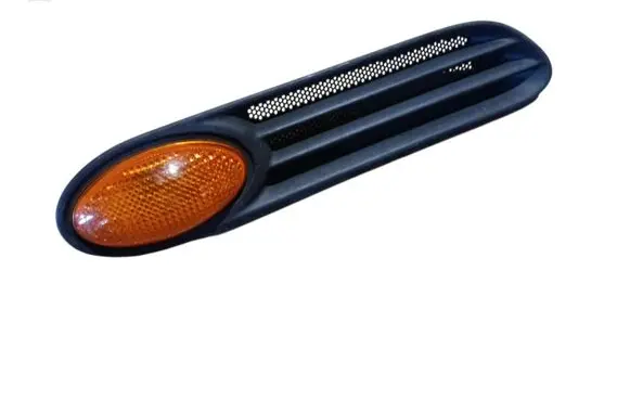 Front fender indicator light