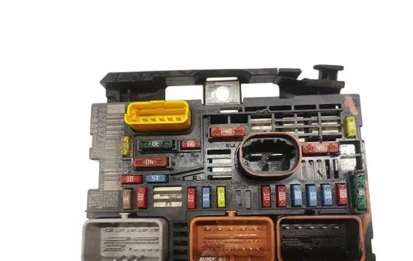 Peugeot 407 BSM Control unit 9675877980