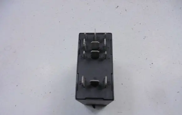Audi A4 S4 B6 8E 8H Other relay 8D0907701A