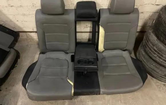 Volkswagen Jetta VI Rear seat 