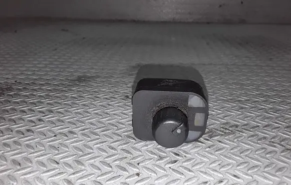 Audi A3 S3 A3 Sportback 8P Wing mirror switch 8E0959565