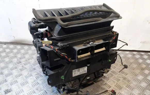Audi Q5 SQ5 Interior heater climate box assembly 8K1820005AF