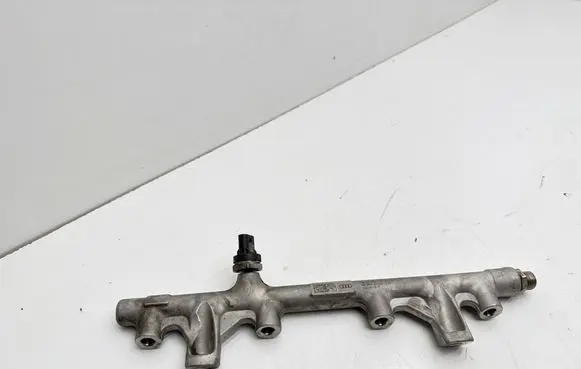 Fuel main line pipe