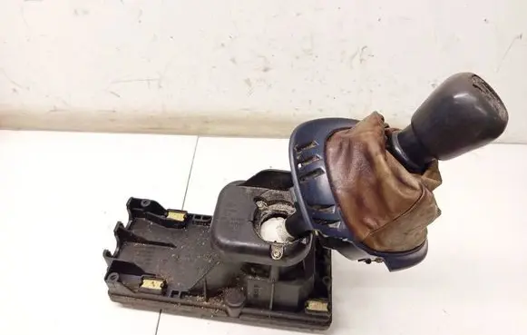 Volkswagen Sharan Gear shifter/selector 7M0711071A