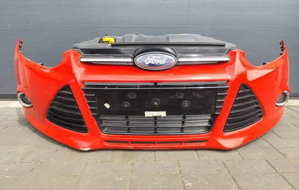 Ford Focus Front bumper BM5117757A
