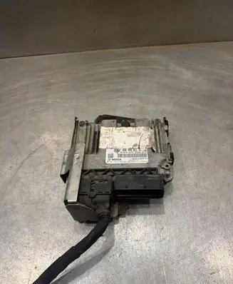 Volkswagen Golf V Engine control unit/module 03G906021QJ 03G906021AB 0281014064