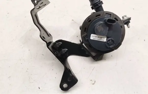 Mercedes-Benz C W206 Electric auxiliary coolant/water pump A0005003101