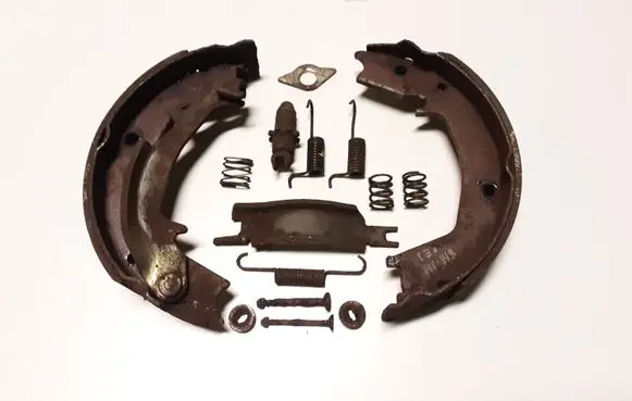 KIA Sportage Handbrake/parking brake pads 