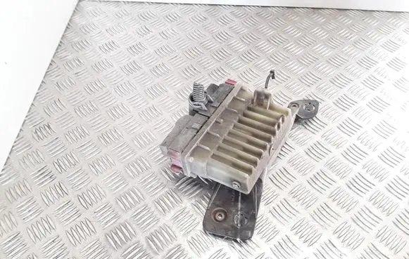 Opel Astra G Fan control module 09131732 252619