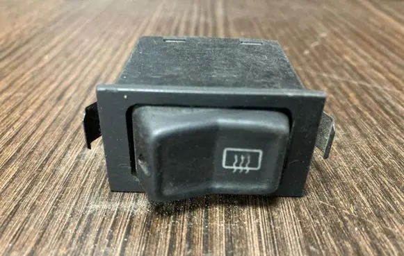 Volkswagen II LT Windscreen/window heater switch 321959621B