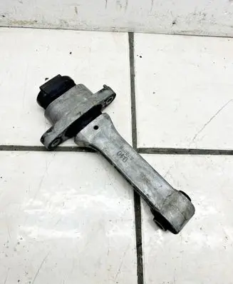 KIA Sportage Gearbox mount A7B09R