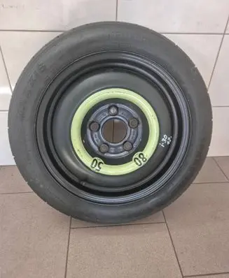 Hyundai i30 R15 spare wheel 529101H900