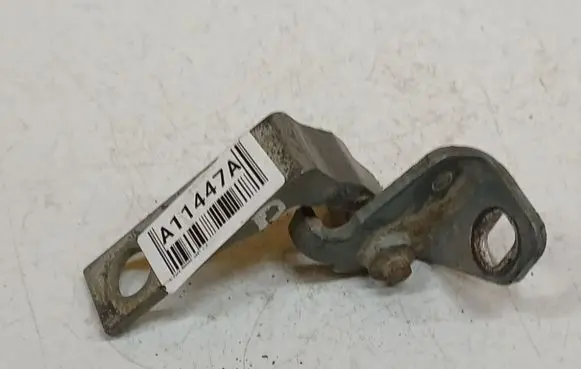 Ford Mondeo MK IV Front door upper hinge