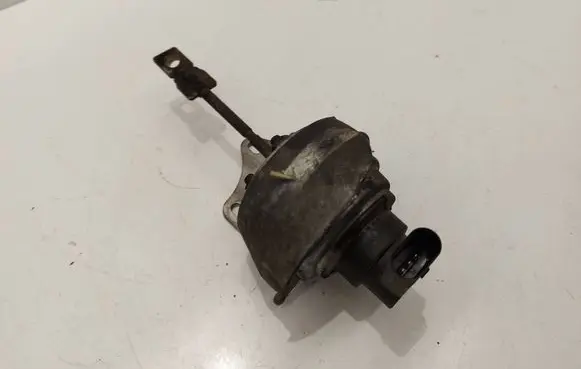 Volkswagen Golf VI Turbine electric control actuator 792454