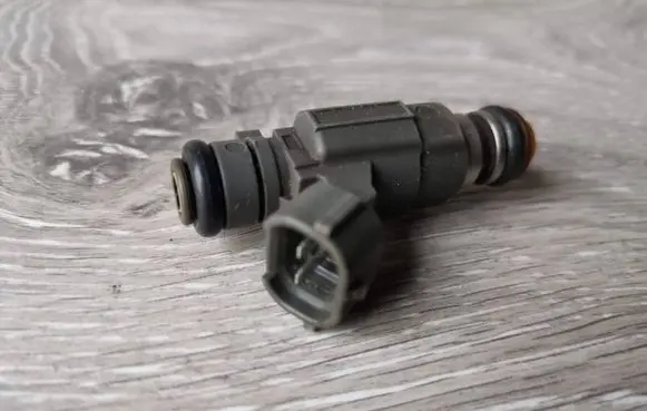 Subaru Legacy Fuel injector FBJC100 0008910