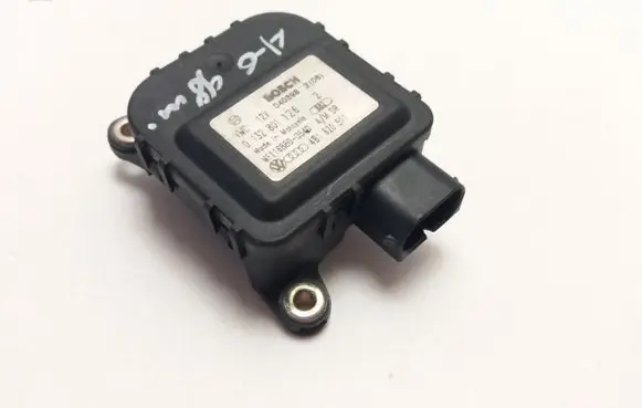 Audi A6 S6 C5 4B Intake manifold valve actuator/motor 0132801126 4B1820511