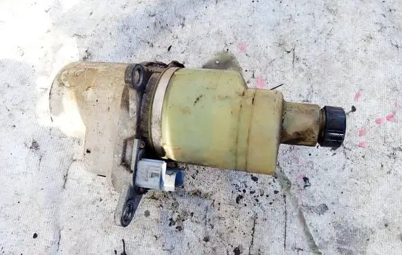 Volvo S40 Power steering pump 5n513k514ae 31200780
