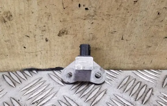 Nissan X-Trail T31 Airbag deployment crash/impact sensor