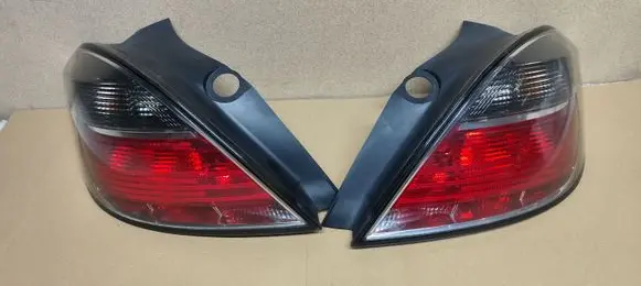 Opel Astra H Rear/tail lights set 13222324