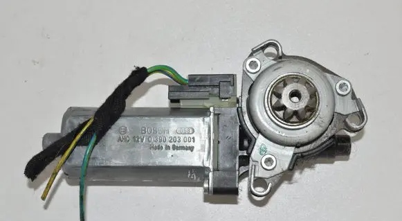 Mercedes-Benz GLK (X204) Seat adjustment motor 0390203001