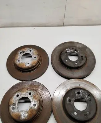 Mercedes-Benz C W203 Front brake disc