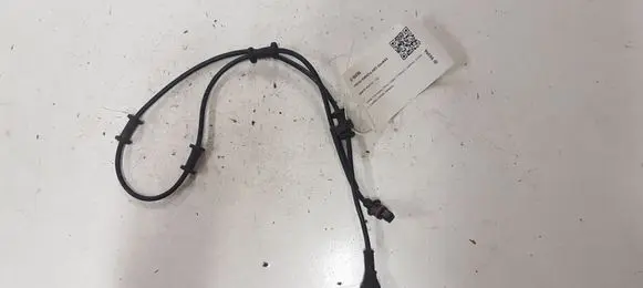Jaguar XF X250 ABS brake wheel speed sensor 8W832C204AB