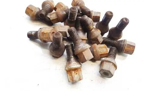 Nuts/bolts