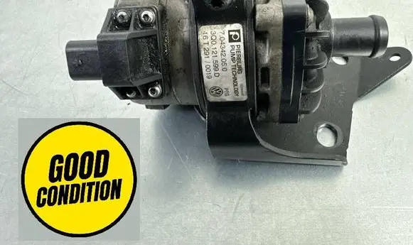 Volkswagen Tiguan Water pump 3Q0121599D