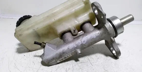 Renault Megane II Master brake cylinder 320671112