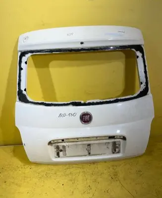 Fiat 500E Tailgate/trunk/boot lid