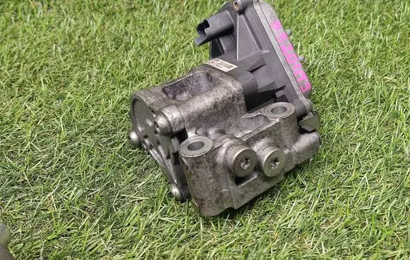 Volvo XC60 Oil pump 31325357AA 31325357 133500267