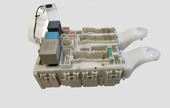 Toyota Auris 150 Fuse box set 8273002150A 74700211