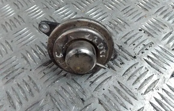 Opel Frontera B EGR valve 500037