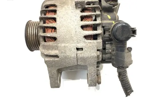 Hyundai ix35 Generator/alternator 373002B600