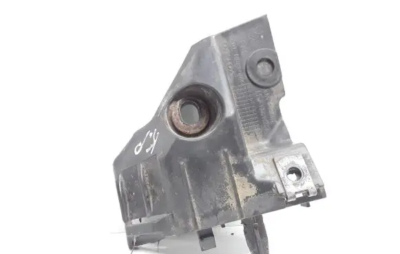 Volvo C70 Front bumper mounting bracket 31214874