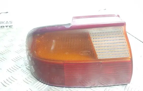 Ford Mondeo MK I Rear/tail lights D07LA 91022 93BG13N004