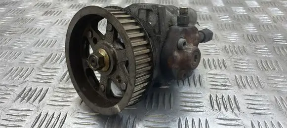 Toyota Corolla E120 E130 Fuel injection high pressure pump 221000G010
